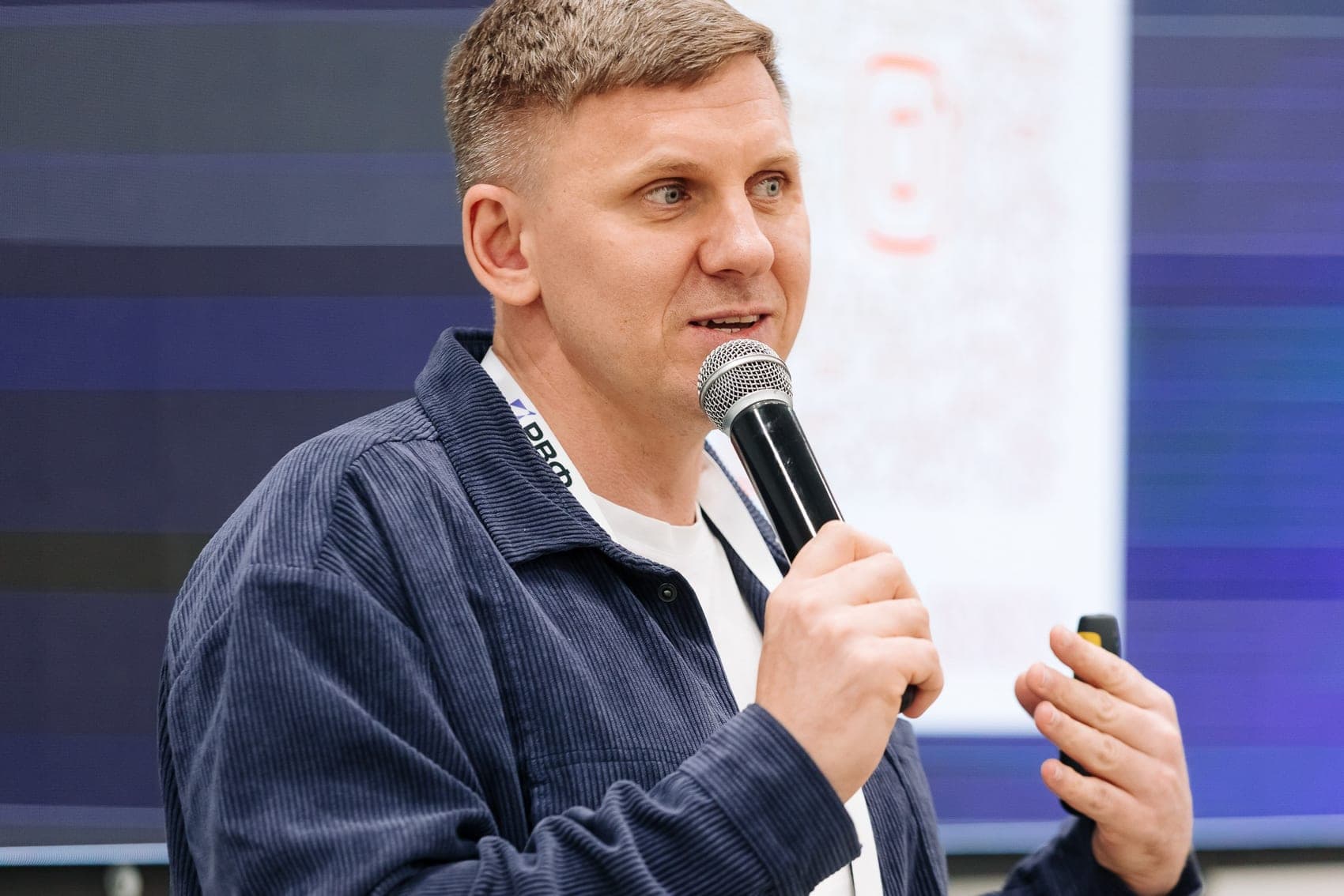 Сергей Урескул выступает на форуме «Сильные идеи для нового времени»